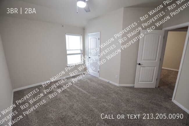 Building Photo - 113 Santa Anita Rd