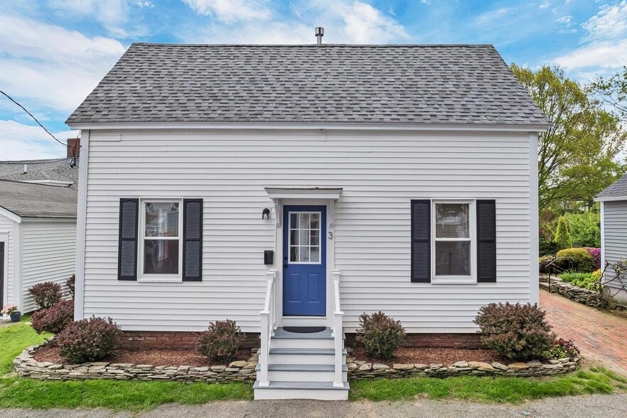 Building Photo - 3 Madison St