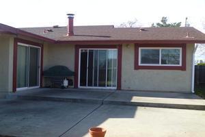 Building Photo - Lake California Home