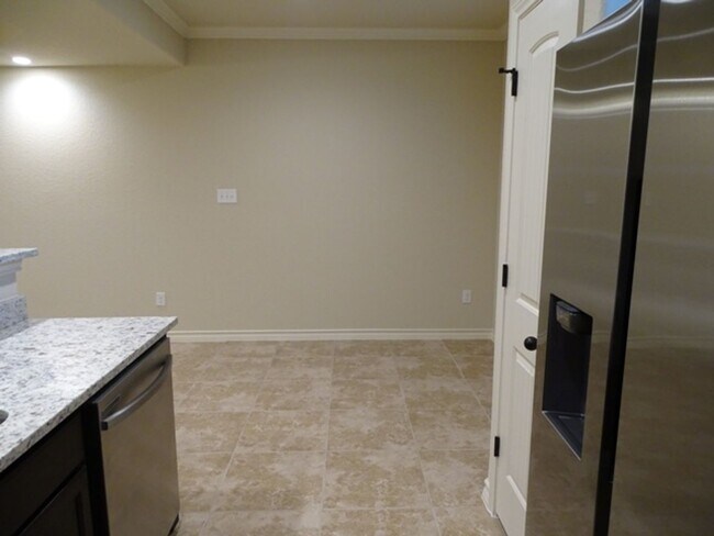 Building Photo - 6411 Luglio Ln