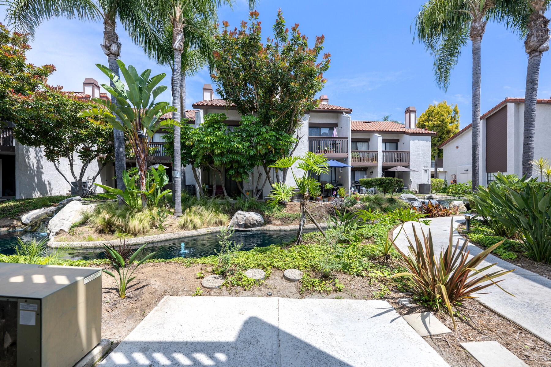 Building Photo - 319 Molokai Dr