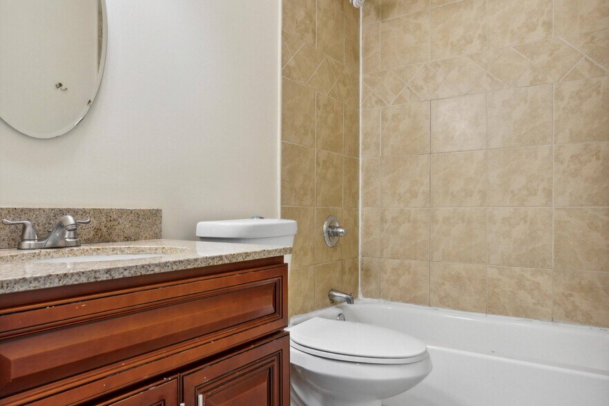 Building Photo - 1935 N 18th St