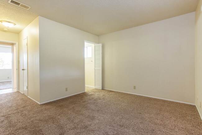 Building Photo - 2772 Sargent Ave