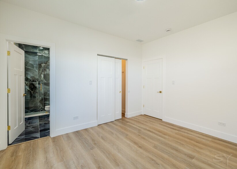 Building Photo - 2949 W 25th Pl