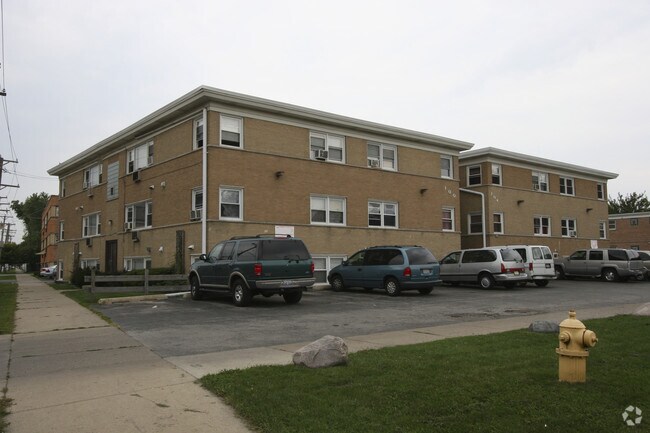 Primary Photo - 100-104 N 13th Ave
