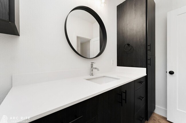 Building Photo - 4527 22nd Pl