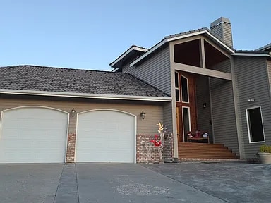 Building Photo - 2467 Twin Peaks Vw