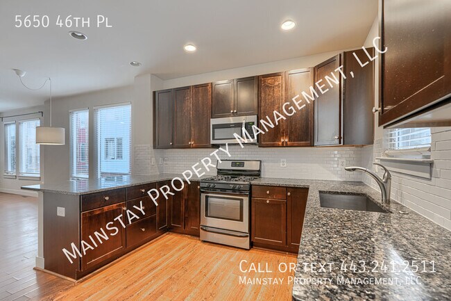 Building Photo - 5650 46th Pl
