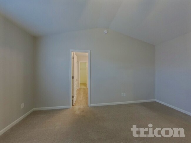 Building Photo - 1134 Blue Topaz Dr