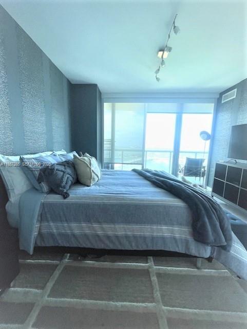 Building Photo - 888 Biscayne Blvd