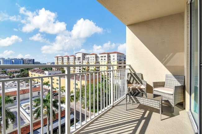 Building Photo - 99 SE Mizner Blvd