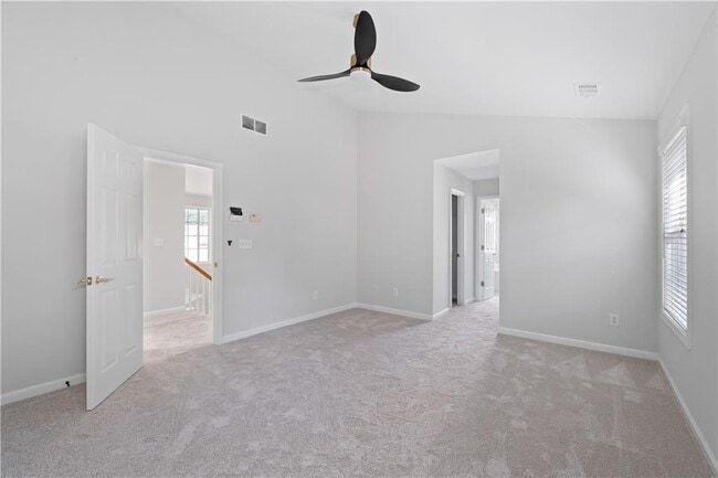 Building Photo - 2871 Belfaire Lake Dr