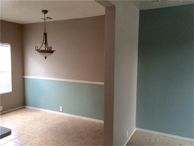 12x11 dining space ready for family meals and entertaining. - 23619 Twisting Falls Drive