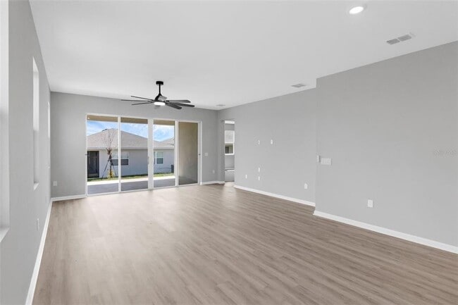 Building Photo - 819 Ballantyne Dr