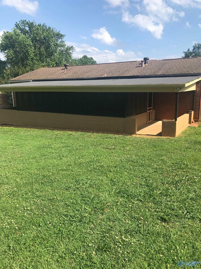 Building Photo - 4504 Raton Blvd NW