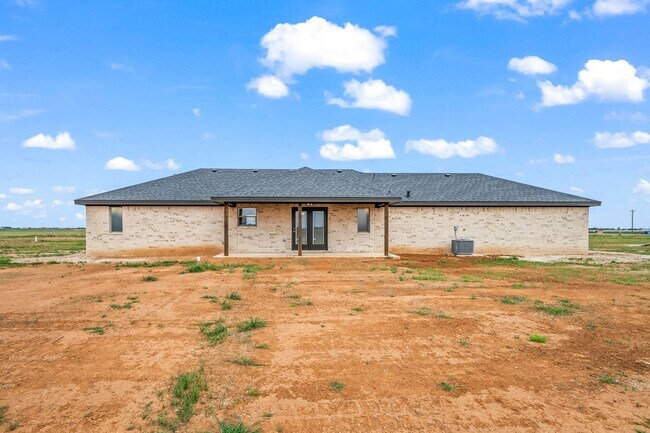 Building Photo - 8907 N County Rd 3200