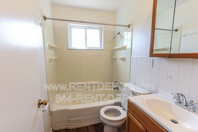 Building Photo - 2805 Ravenswood Dr