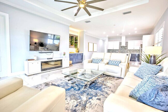 Building Photo - 656 108th Ave N