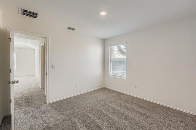 Building Photo - 12112 Douglas Fir Cir