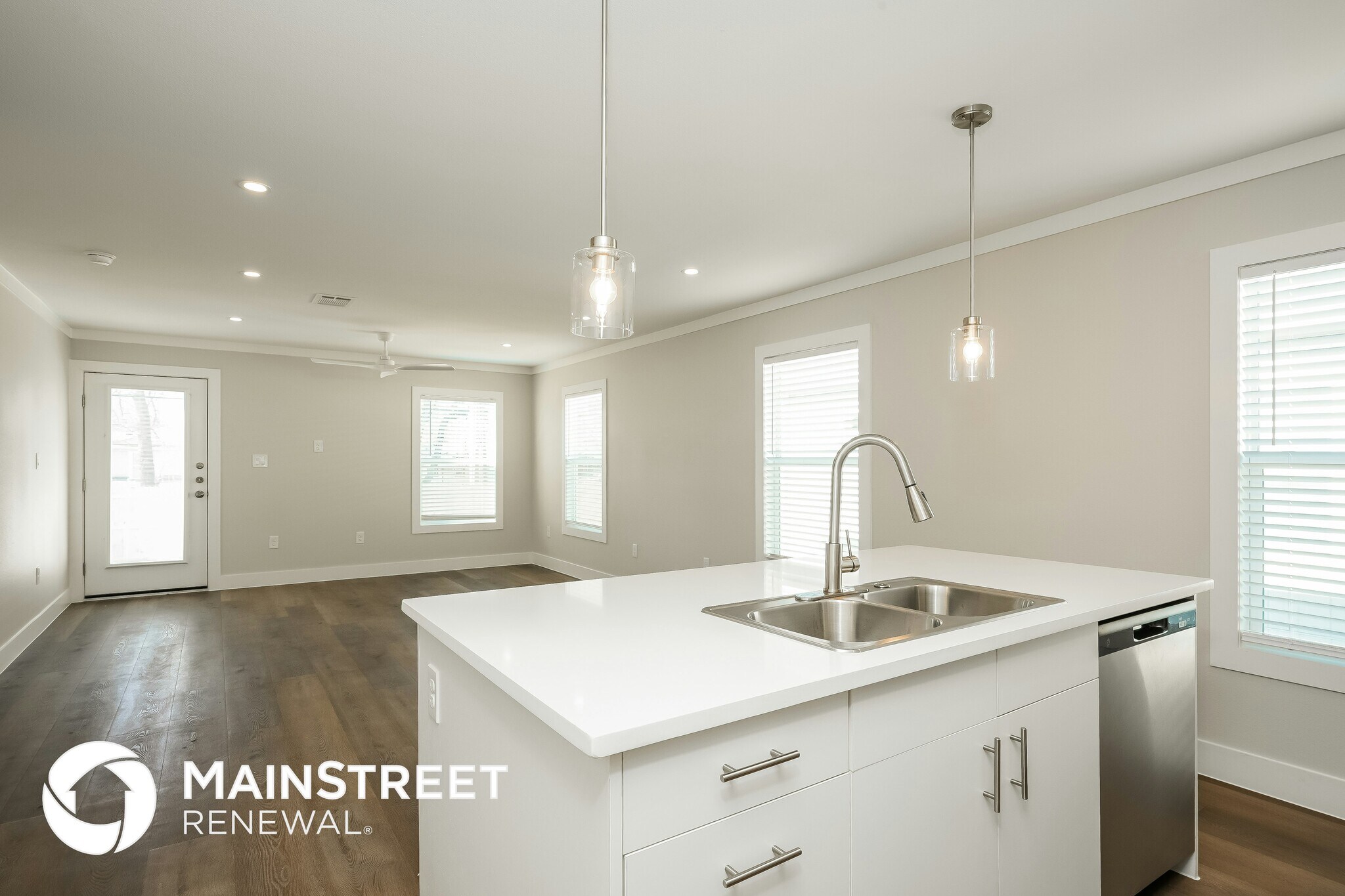 Building Photo - 2104 Belzise Terrace