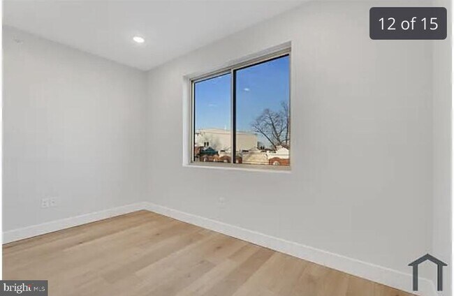 Building Photo - 3260 N 13th St