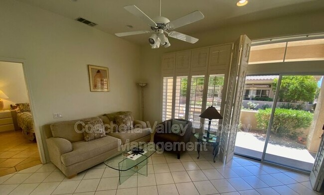 Building Photo - 78369 Yucca Blossom Dr