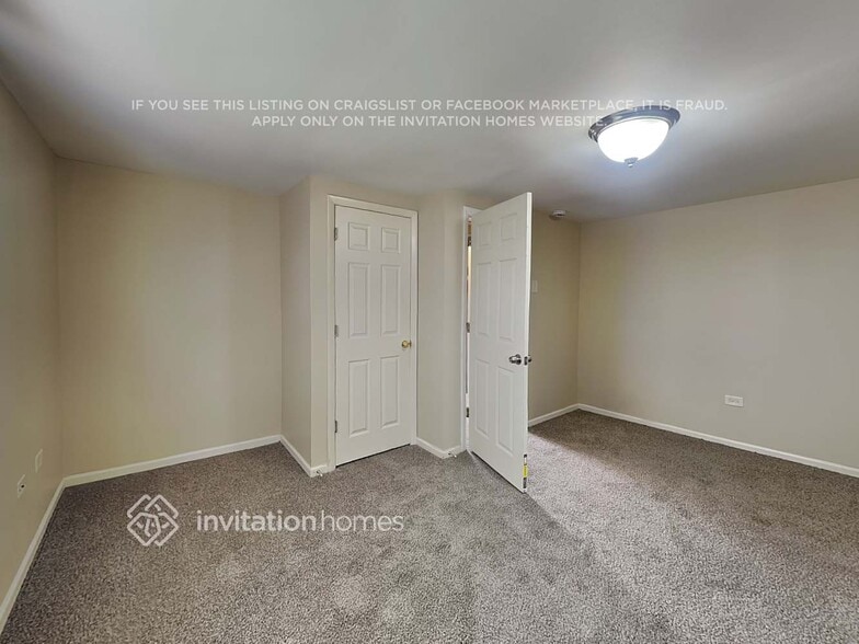 Building Photo - 9307 Nordica Ave