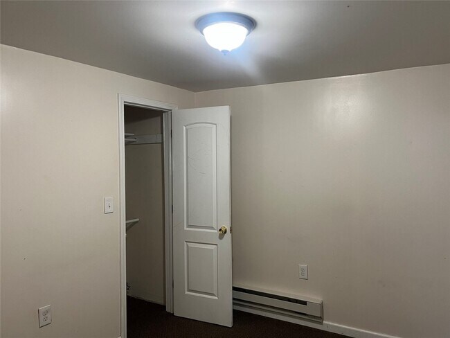 Building Photo - 75 N Baldwin St