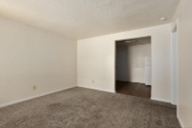Building Photo - 439 W 87 Pl