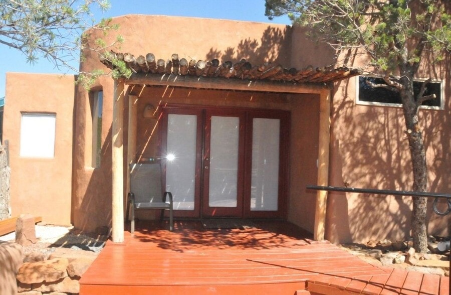Building Photo - 388 Calle Loma Norte