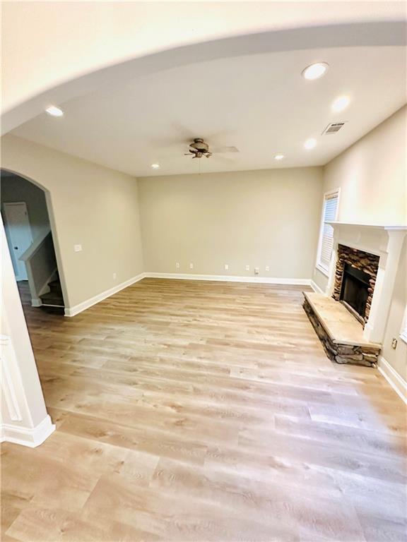 Building Photo - 2090 Lily Valley Dr