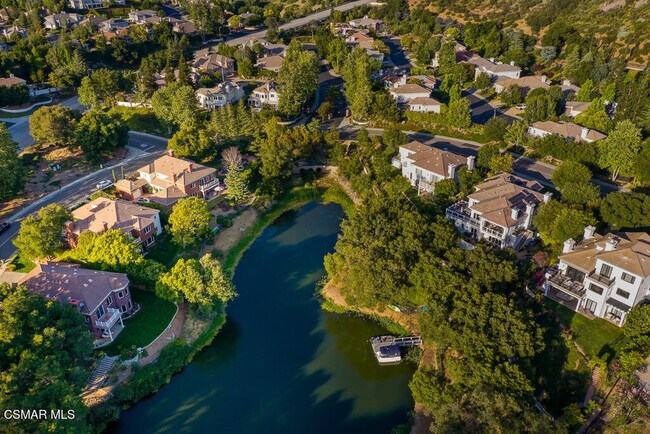 Building Photo - 224 Lake Sherwood Dr
