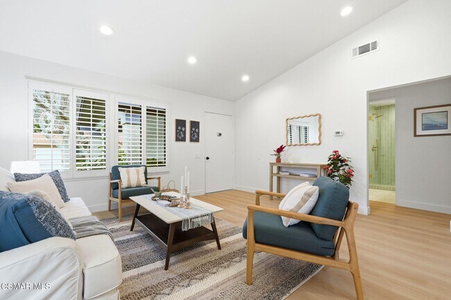 Building Photo - 41040 Village 41