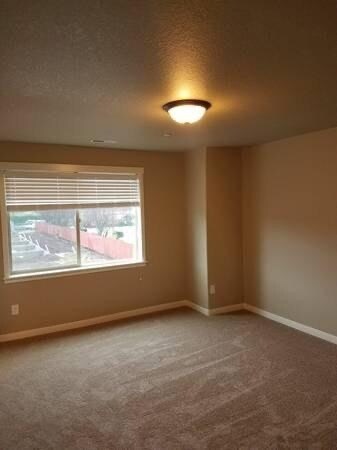 Building Photo - 7649 NE 31st Cir