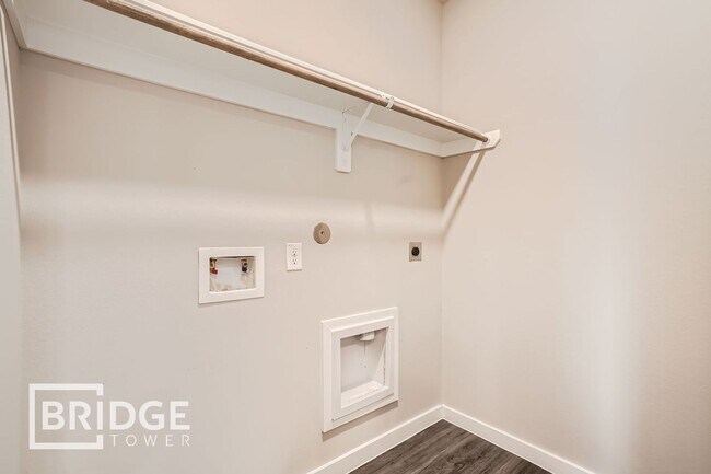 Building Photo - 18404 Idyllic Aly