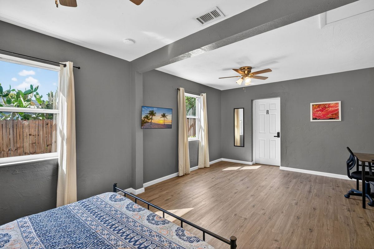 Building Photo - 2159 Gerard Ct