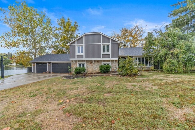 Building Photo - AVAILABLE NOW! Waterfront Living in Carmel!