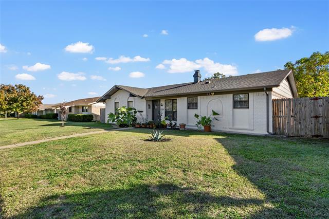 Building Photo - 3722 Hillsdale Ln