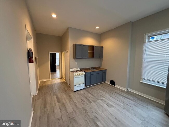 Building Photo - 4643 Leiper St