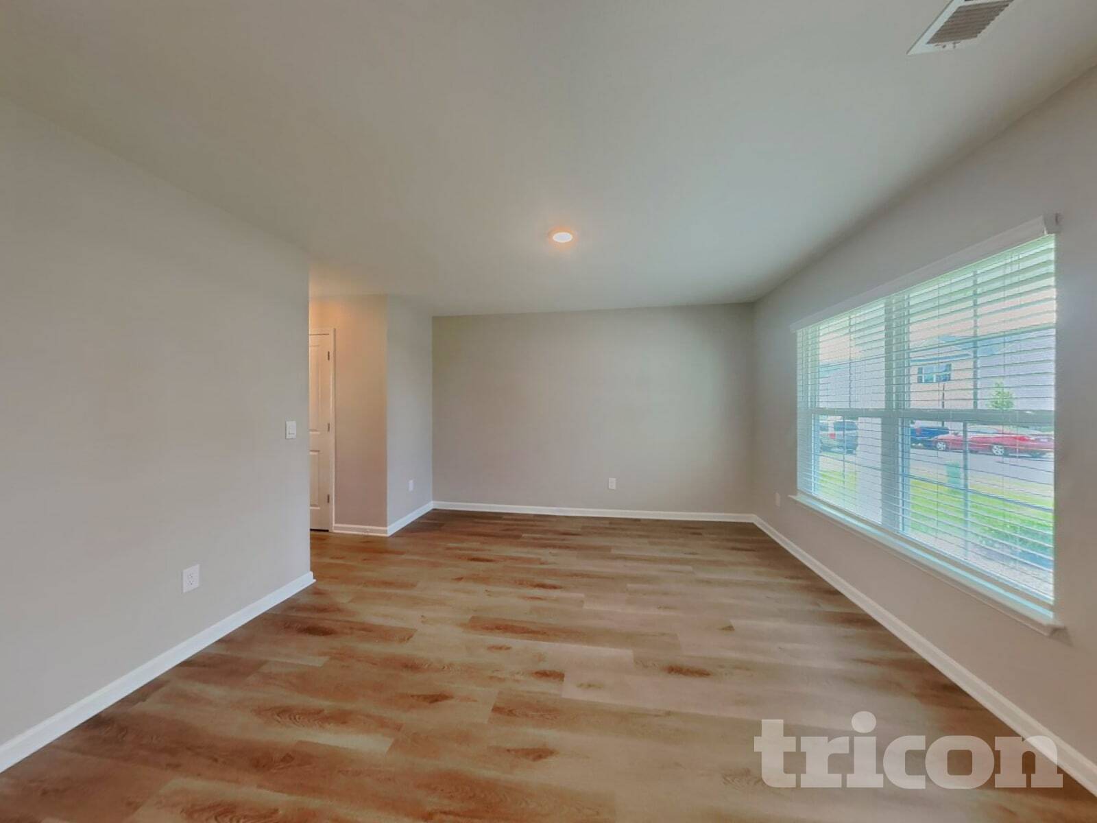 Building Photo - 6858 Keeneland Dr