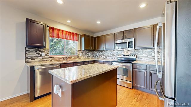 Building Photo - 8596 Bluegrass Cir