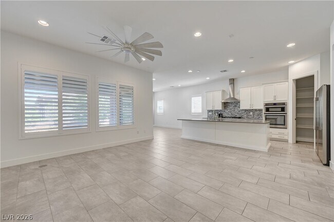 Building Photo - 6020 Langreo Ln