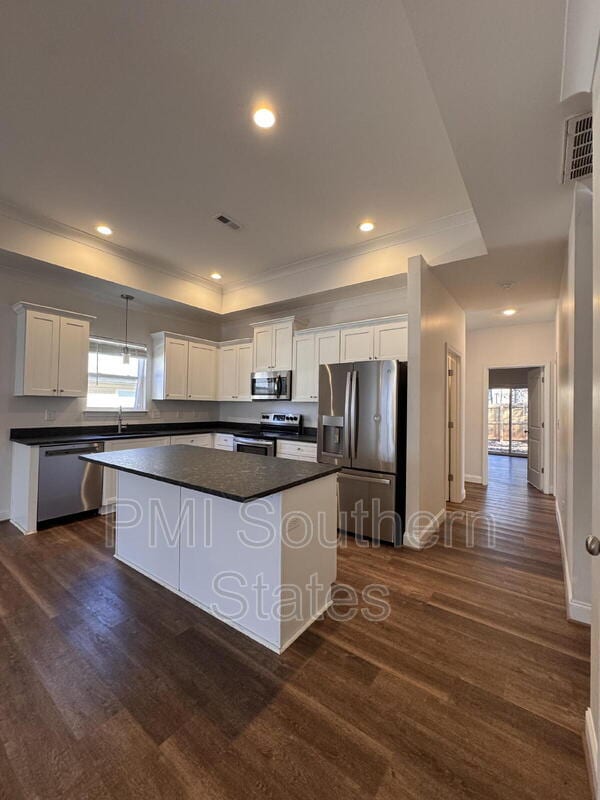 Building Photo - 2 Solis Ct