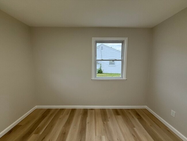 Building Photo - 150 Riggins Blvd