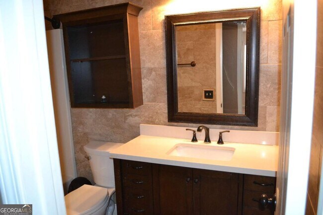 Building Photo - 2849 Arendel Dr