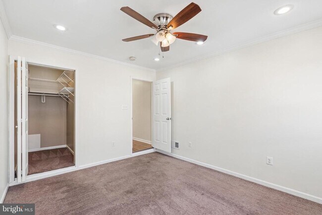 Building Photo - 214 N Madeira St