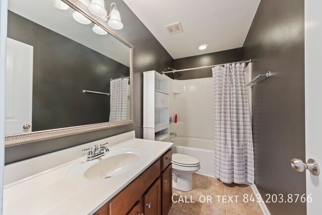 Building Photo - 341 Drayton Pl Dr