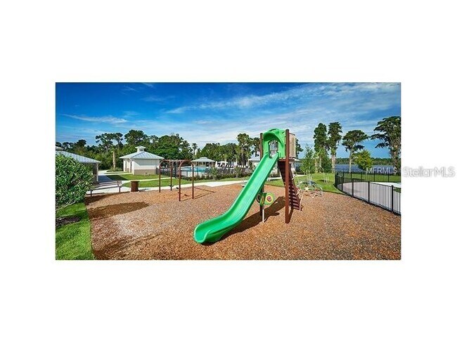 Building Photo - 8370 Lookout Pointe Dr
