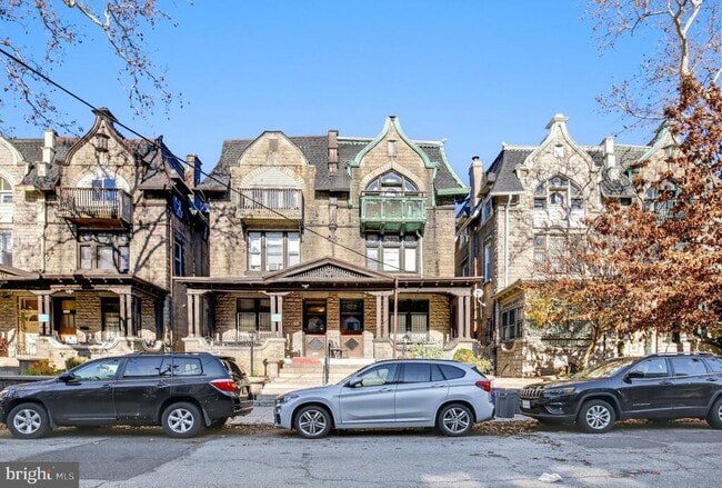 Building Photo - 4011 Pine St