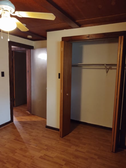 Building Photo - 206 Sellersville Dr